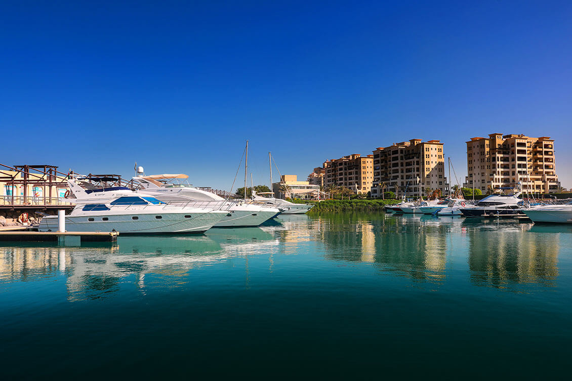 al hamra marina 0811